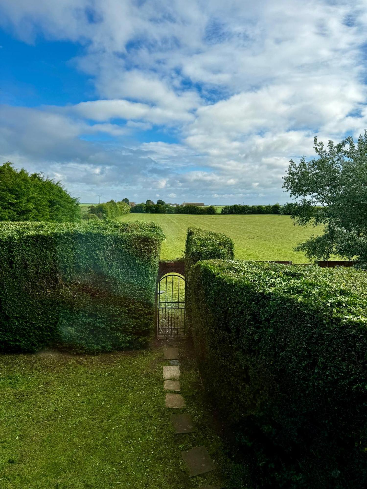 Luxury Isla Cottages, Bourne! Dog-Friendly, Countryside Views, Garden, Parking, 5Mins Pubs - Family Holiday Rum bild